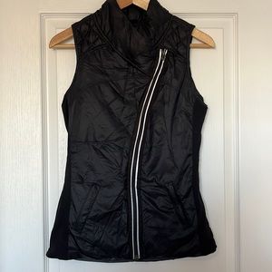 Women’s lightweight vest.